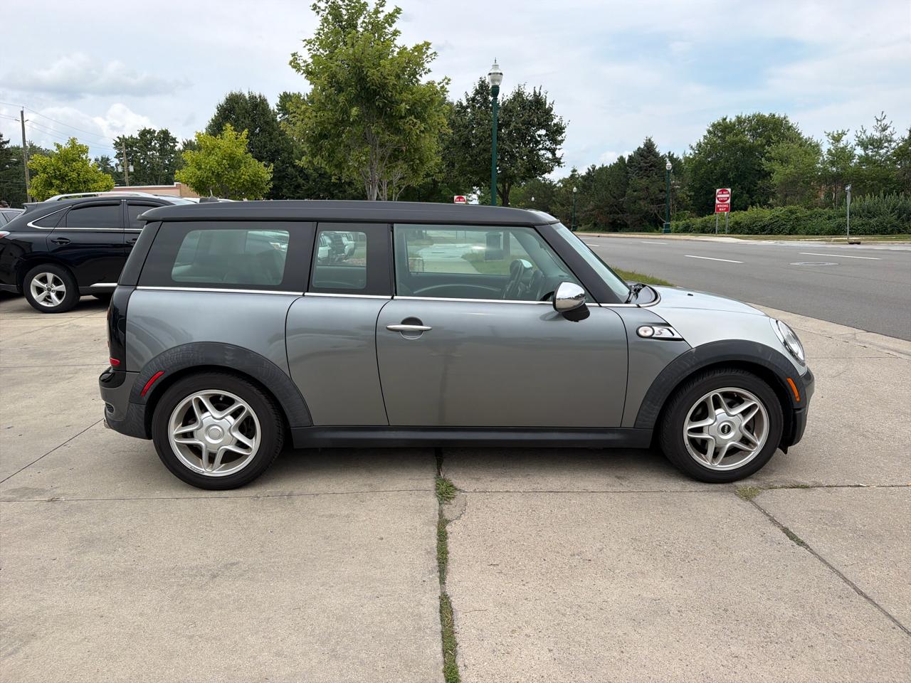 MINI Cooper Clubman 2dr Cpe S 2009