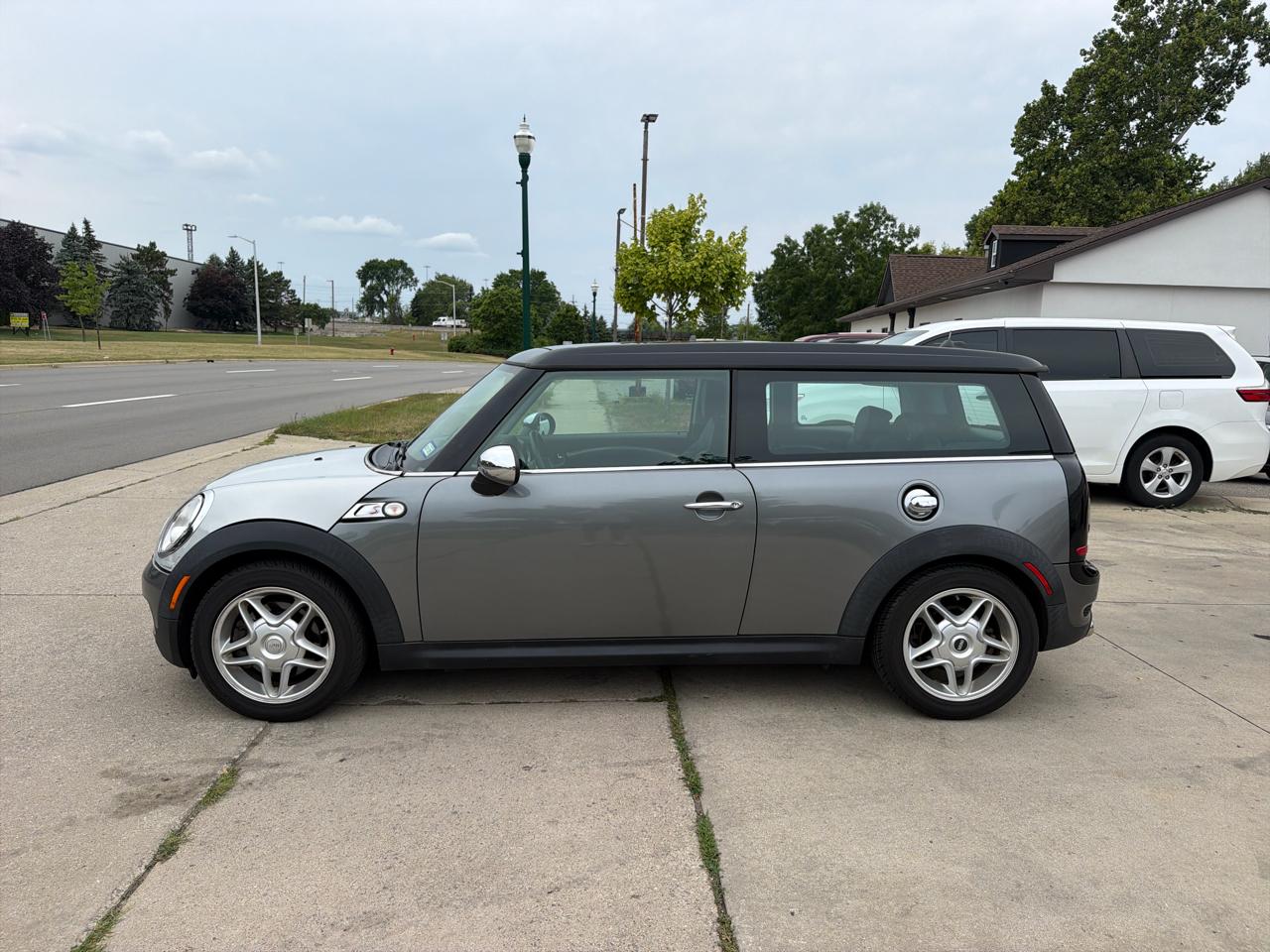MINI Cooper Clubman 2dr Cpe S 2009