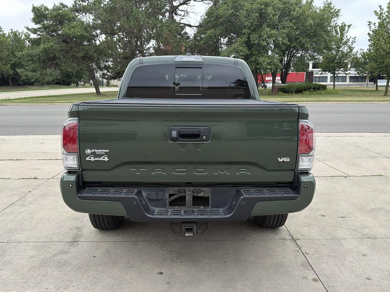 Toyota Tacoma 4WD Limited Double Cab 5' Bed V6 AT (Natl) 2022