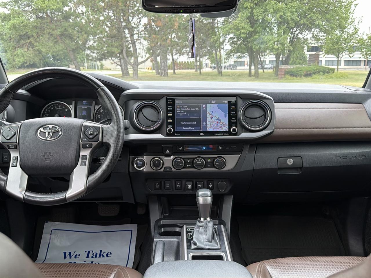 Toyota Tacoma 4WD Limited Double Cab 5' Bed V6 AT (Natl) 2022