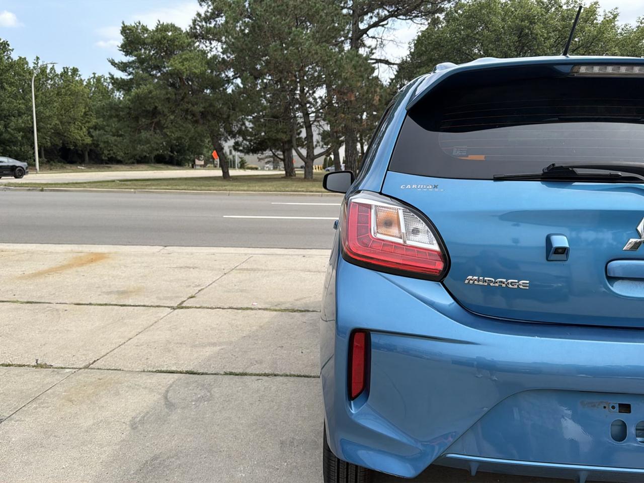 Mitsubishi Mirage Carbonite Edition CVT 2021