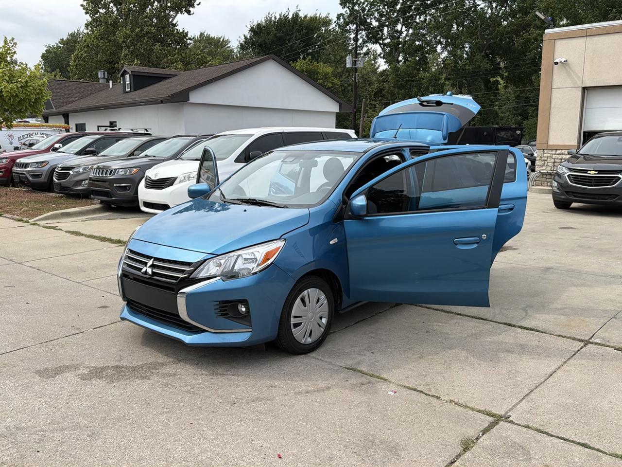 Mitsubishi Mirage Carbonite Edition CVT 2021