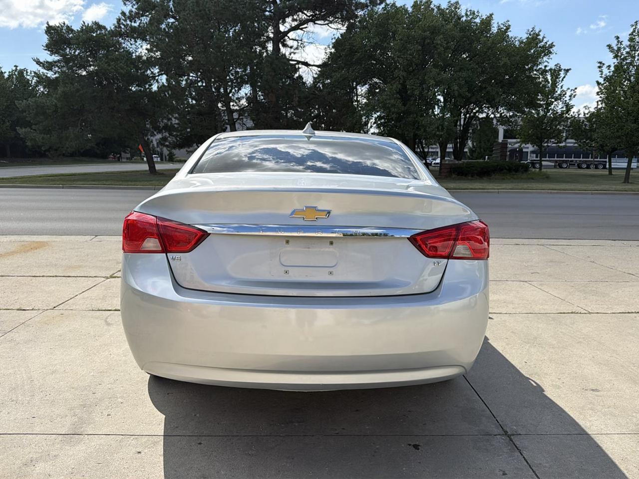 Chevrolet Impala 4dr Sdn LT w/1LT 2017