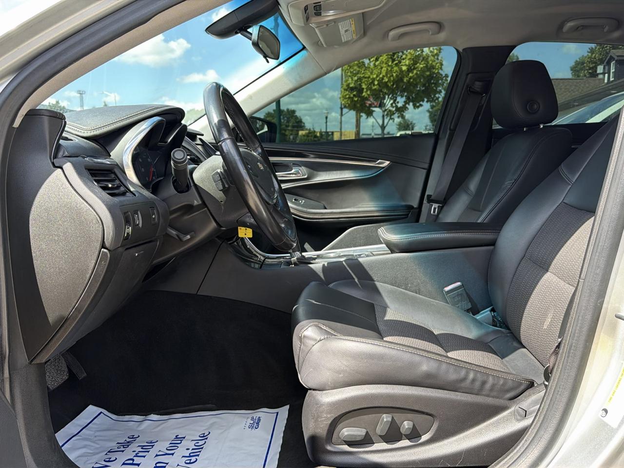 Chevrolet Impala 4dr Sdn LT w/1LT 2017