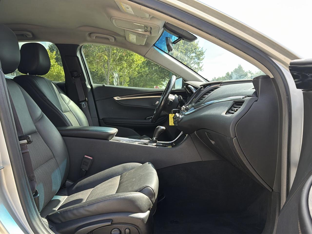 Chevrolet Impala 4dr Sdn LT w/1LT 2017
