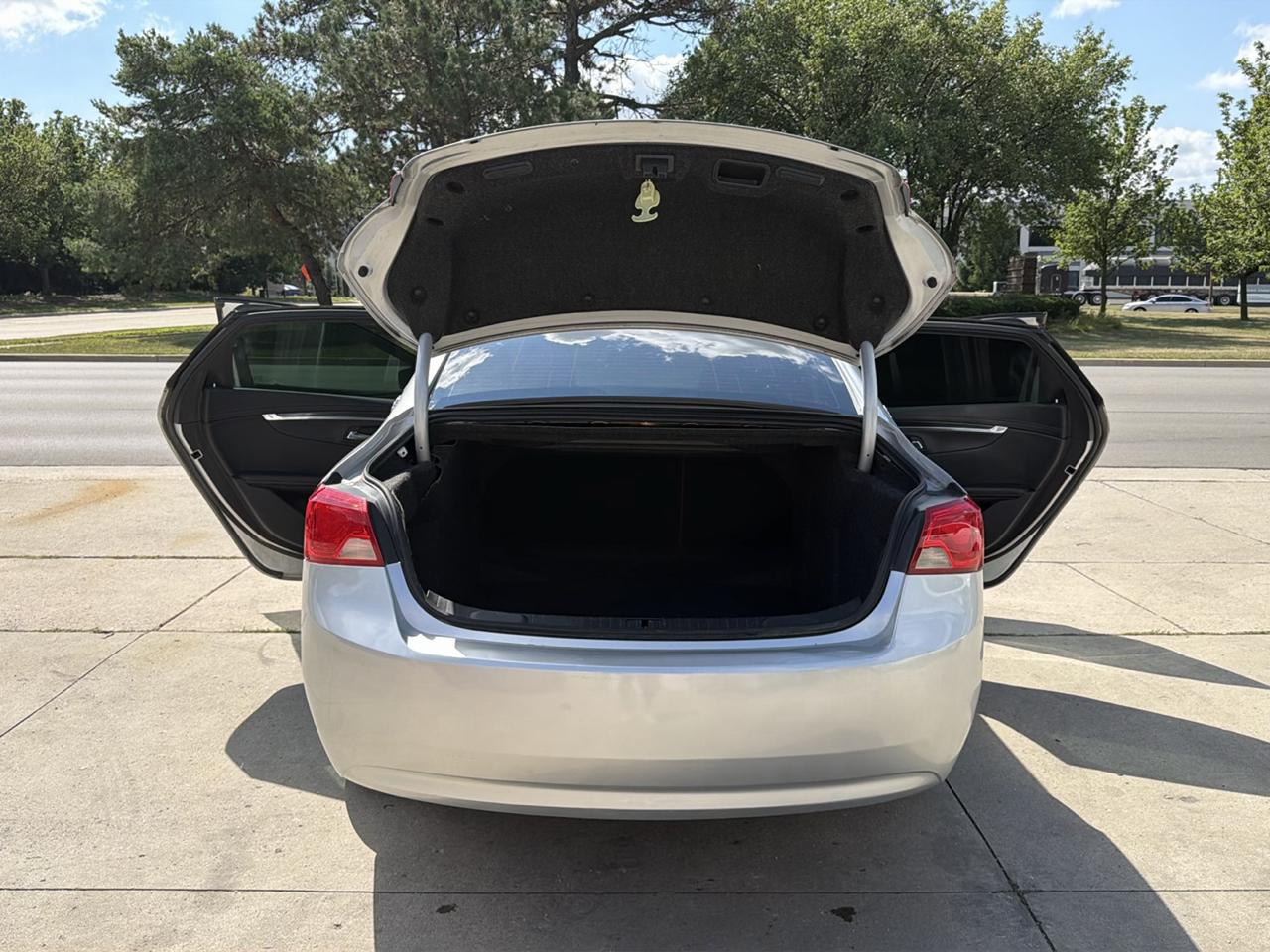 Chevrolet Impala 4dr Sdn LT w/1LT 2017