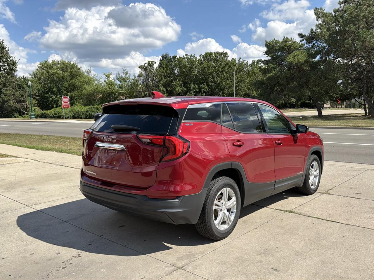 GMC Terrain FWD 4dr SLE 2019
