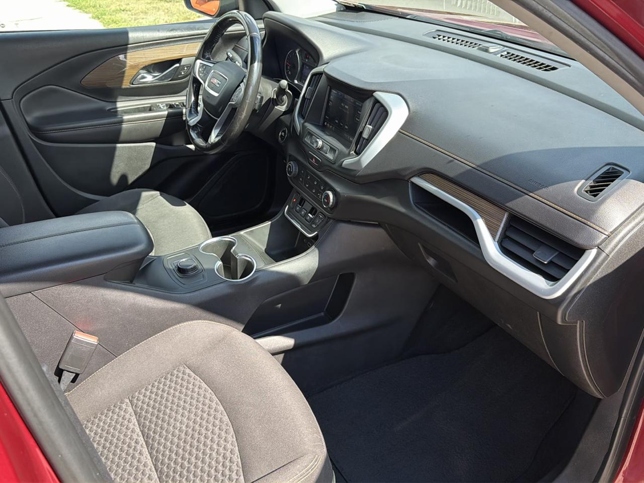 GMC Terrain FWD 4dr SLE 2019