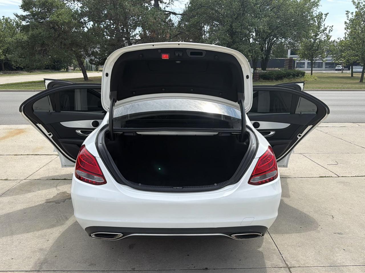 Mercedes-Benz C-Class 4dr Sdn C 300 4MATIC 2016