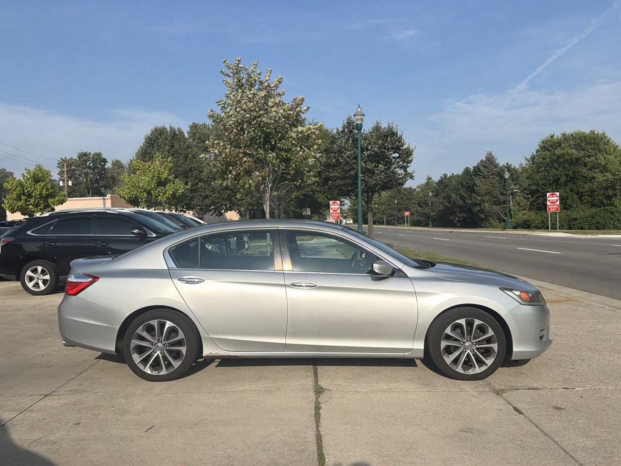 Honda Accord Sedan 4dr I4 CVT Sport 2014