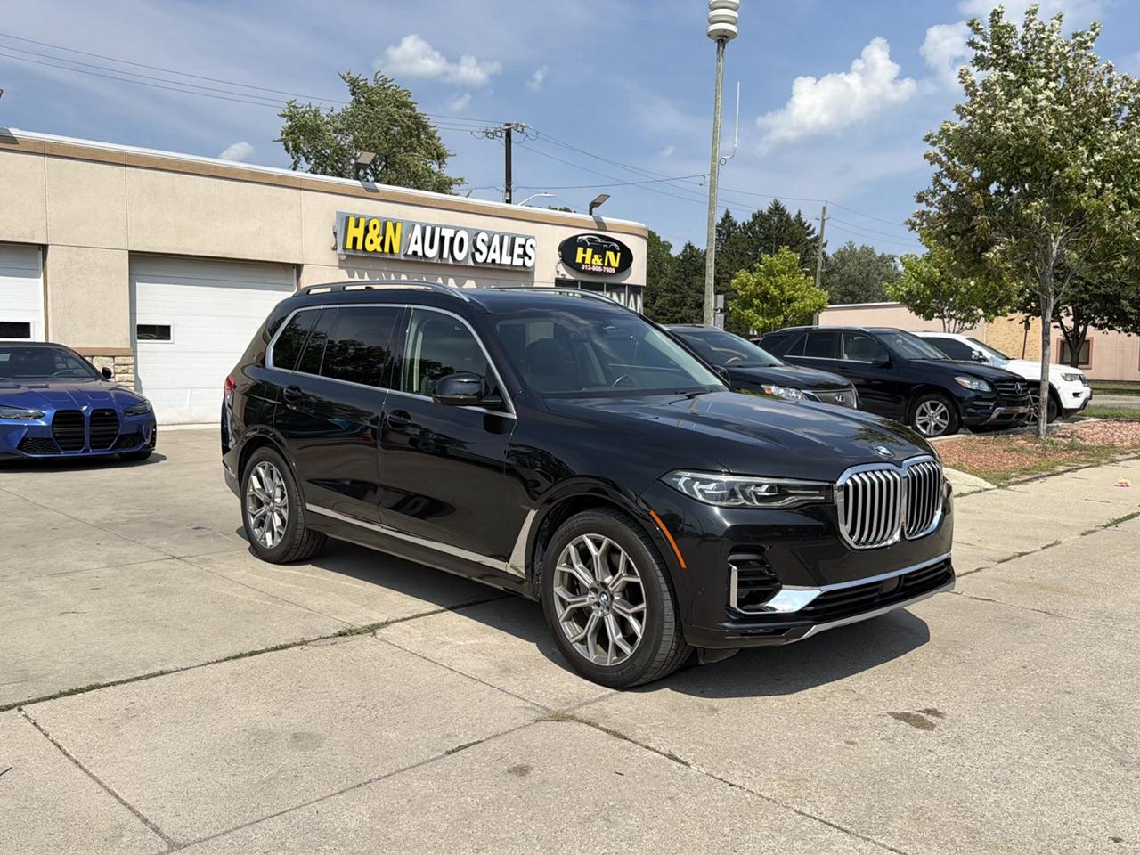 BMW X7 xDrive50i Sports Activity Vehicle 2019