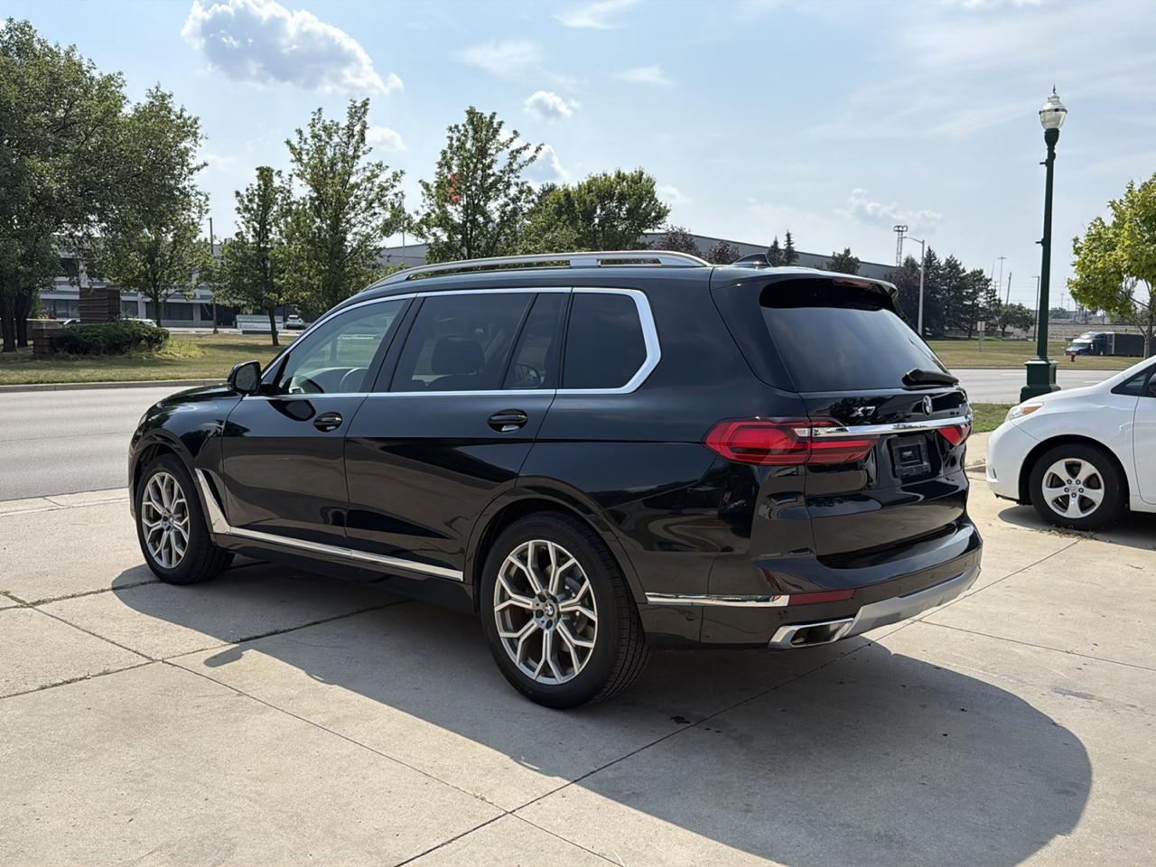 BMW X7 xDrive50i Sports Activity Vehicle 2019