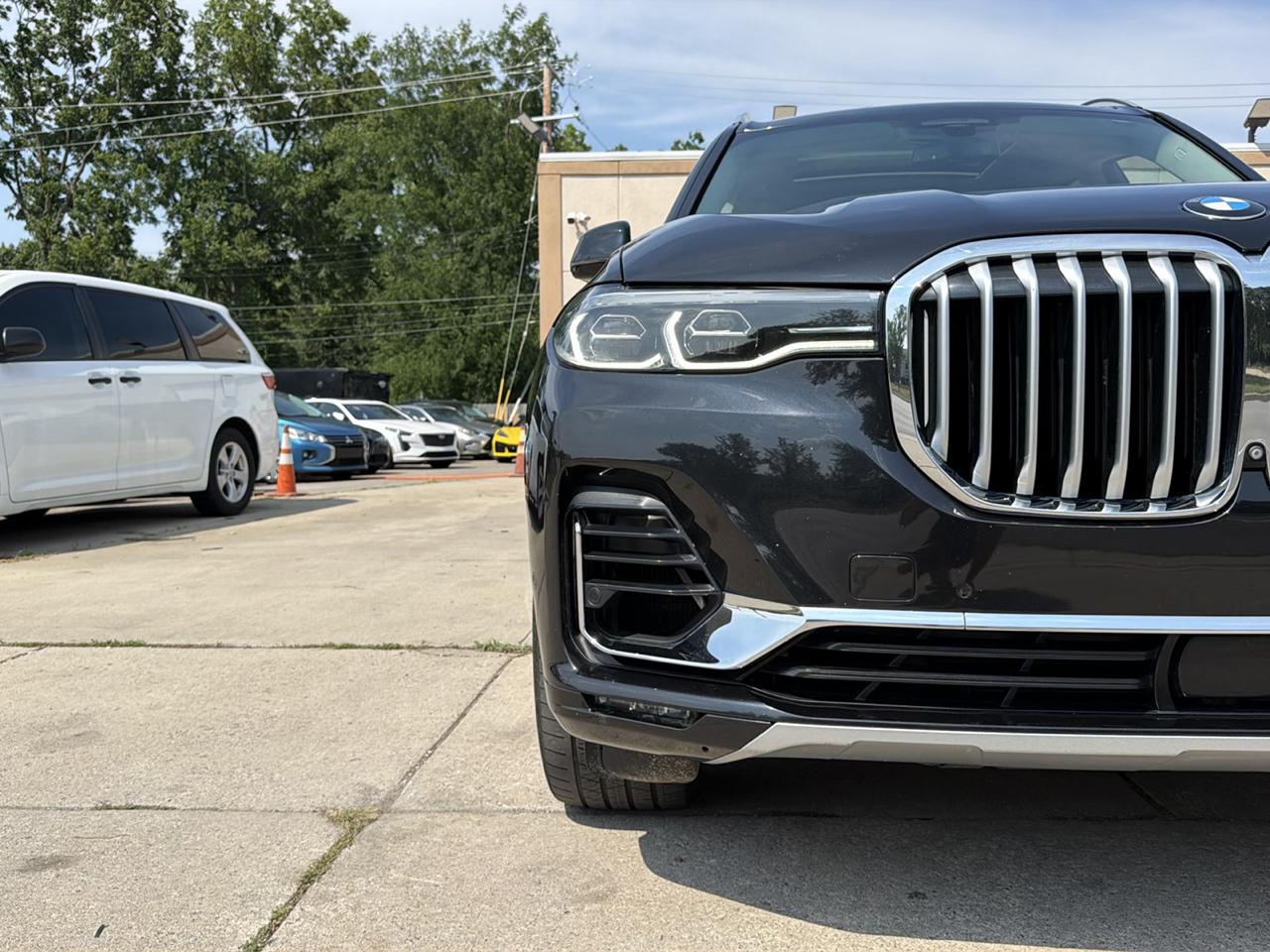 BMW X7 xDrive50i Sports Activity Vehicle 2019