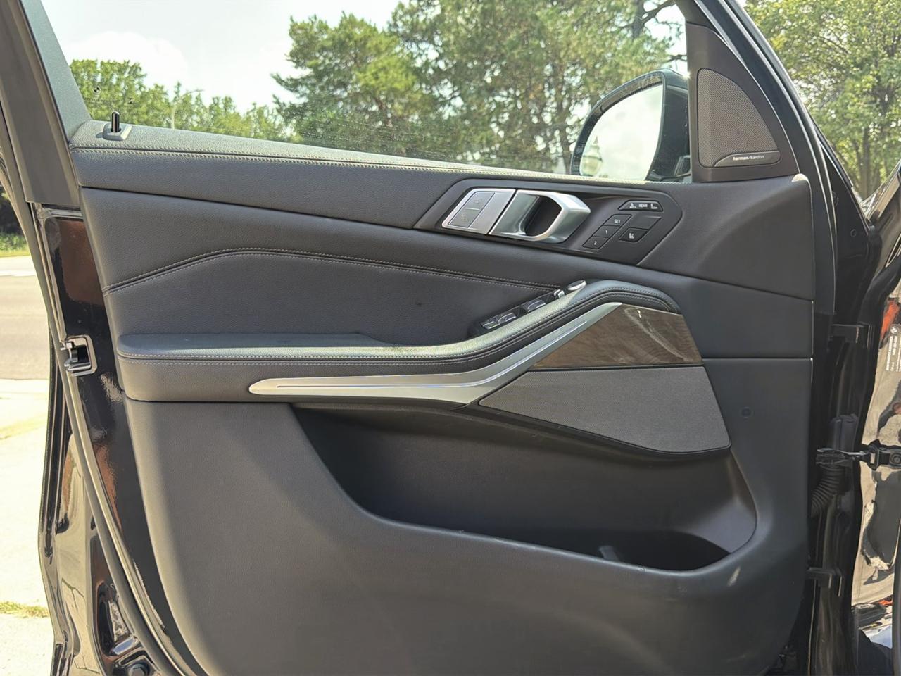 BMW X7 xDrive50i Sports Activity Vehicle 2019