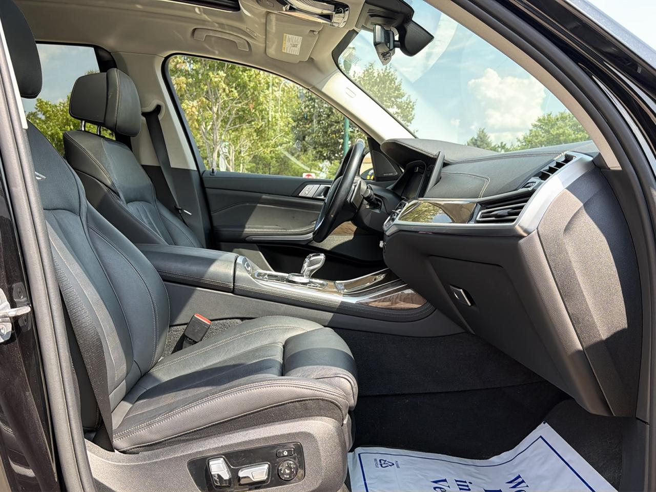 BMW X7 xDrive50i Sports Activity Vehicle 2019