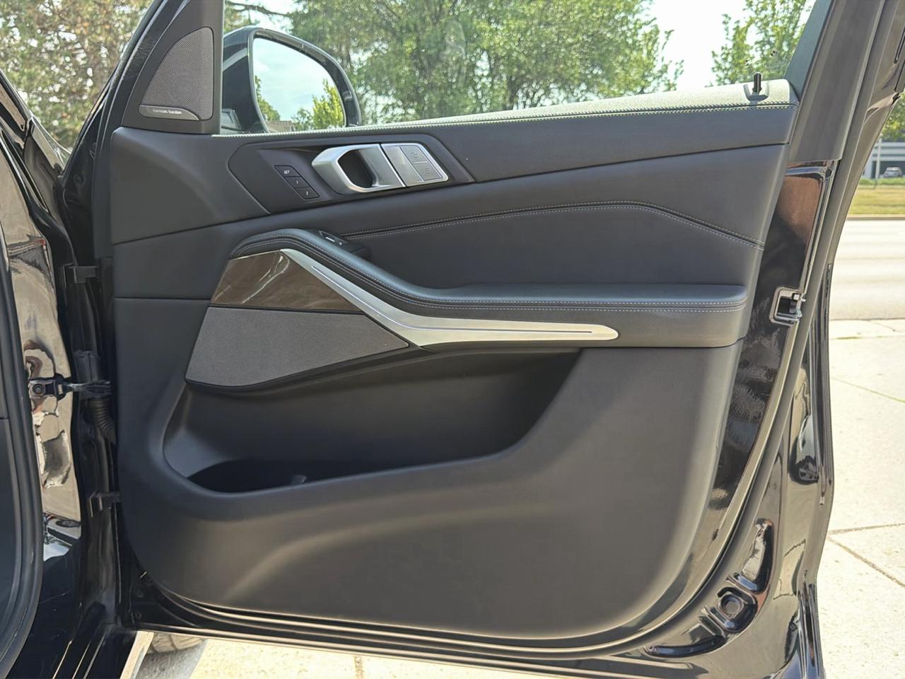 BMW X7 xDrive50i Sports Activity Vehicle 2019