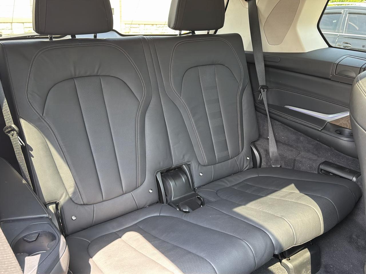 BMW X7 xDrive50i Sports Activity Vehicle 2019