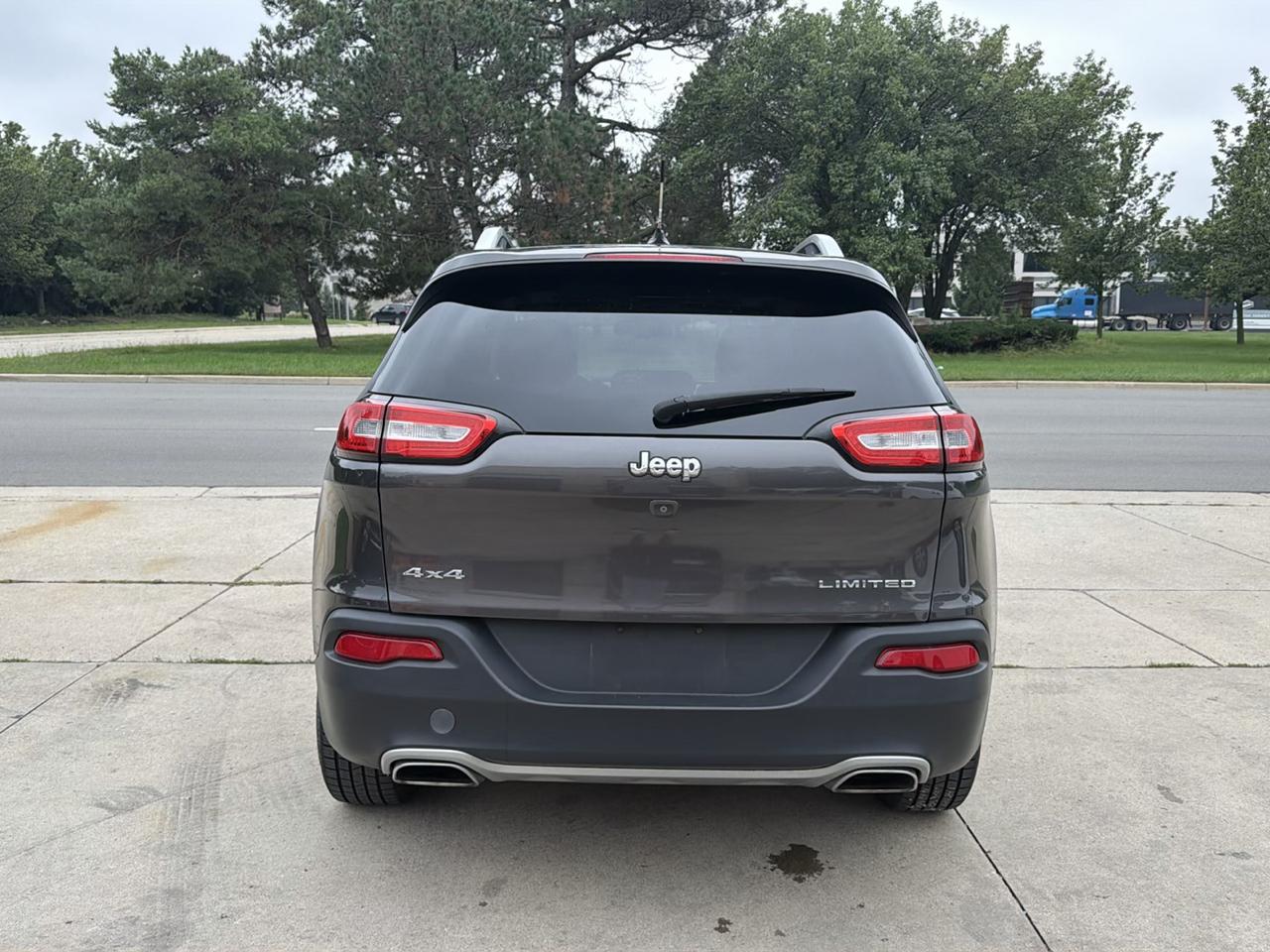 Jeep Cherokee 4WD 4dr Limited 2015