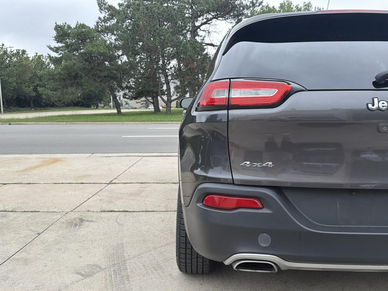 Jeep Cherokee 4WD 4dr Limited 2015