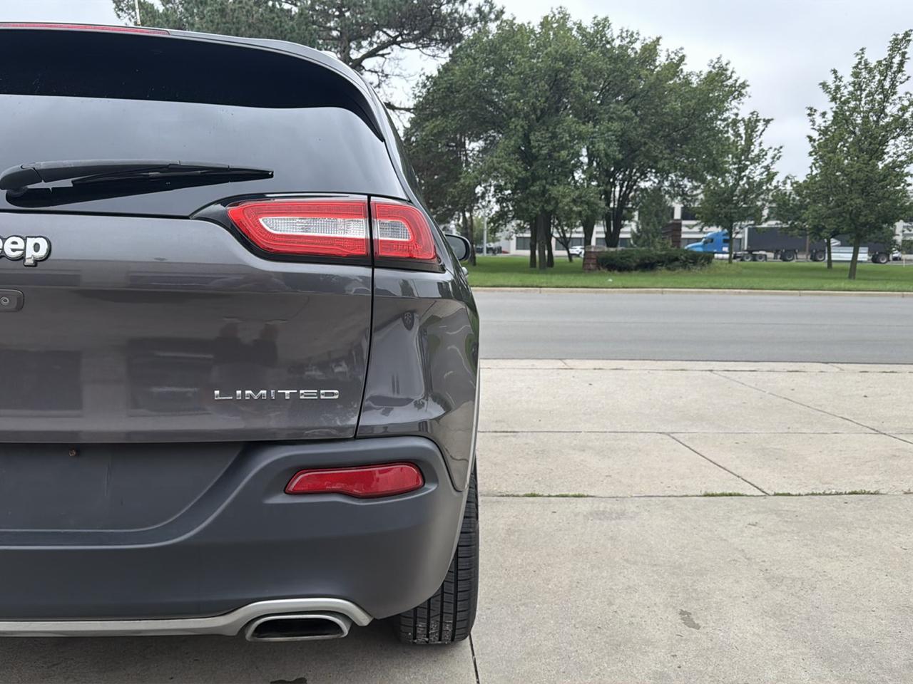 Jeep Cherokee 4WD 4dr Limited 2015