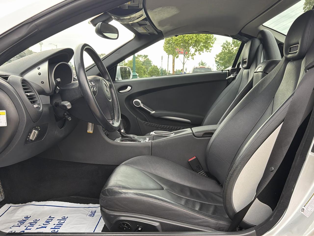 Mercedes-Benz SLK-Class 2dr Roadster 3.5L 2007