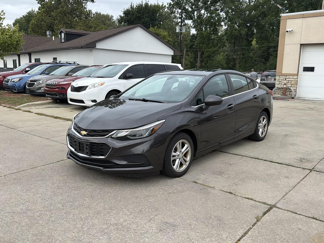 Chevrolet Cruze 4dr Sdn 1.4L LT w/1SD 2017