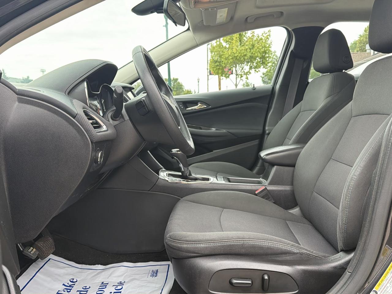 Chevrolet Cruze 4dr Sdn 1.4L LT w/1SD 2017