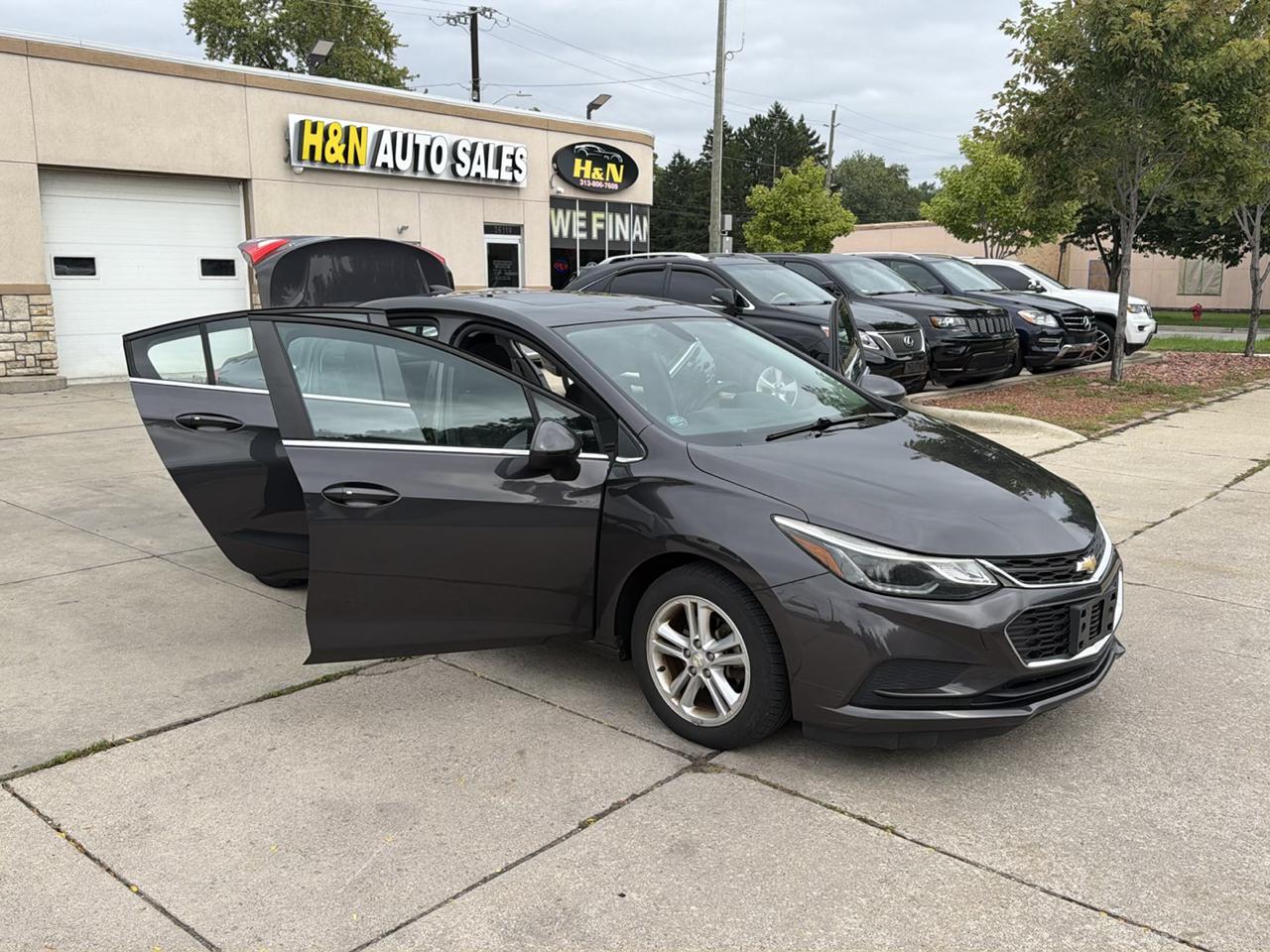 Chevrolet Cruze 4dr Sdn 1.4L LT w/1SD 2017