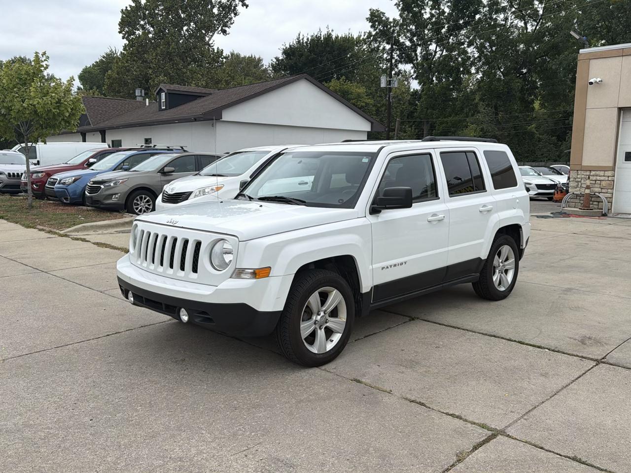 Jeep Patriot FWD 4dr Latitude 2012