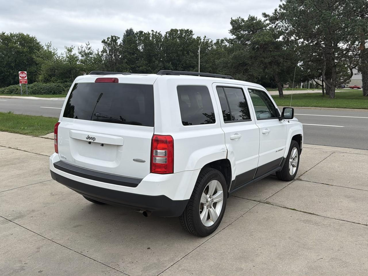 Jeep Patriot FWD 4dr Latitude 2012