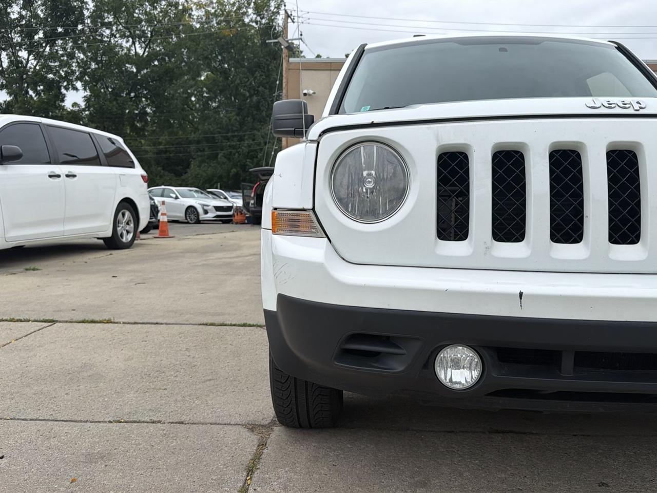 Jeep Patriot FWD 4dr Latitude 2012