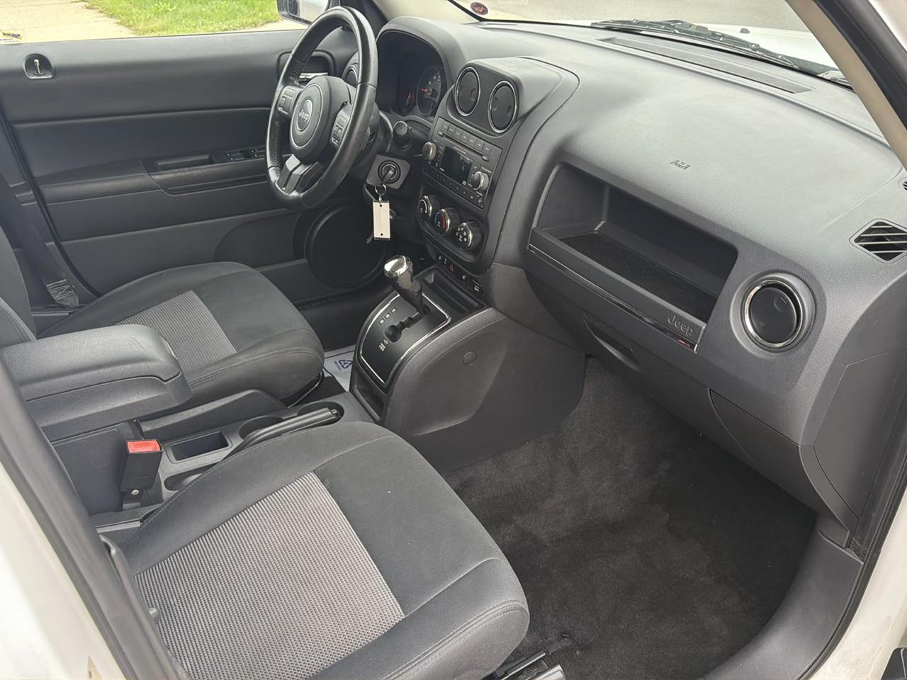 Jeep Patriot FWD 4dr Latitude 2012