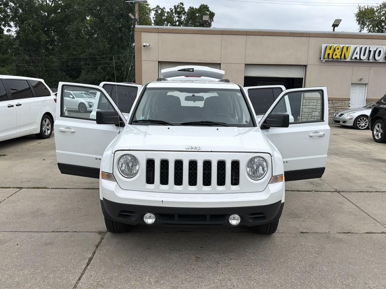 Jeep Patriot FWD 4dr Latitude 2012