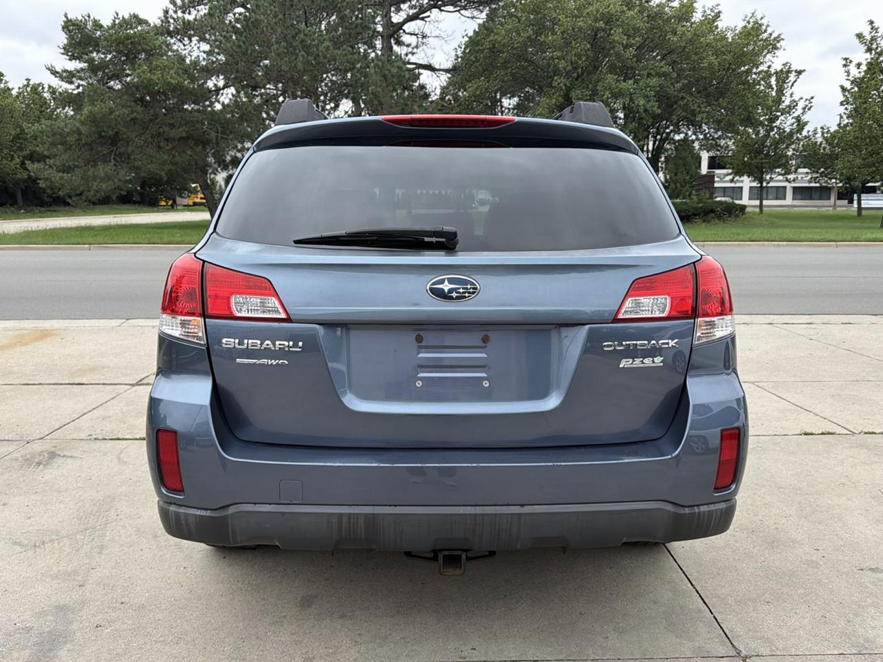 Subaru Outback 4dr Wgn H4 Auto 2.5i Premium 2013