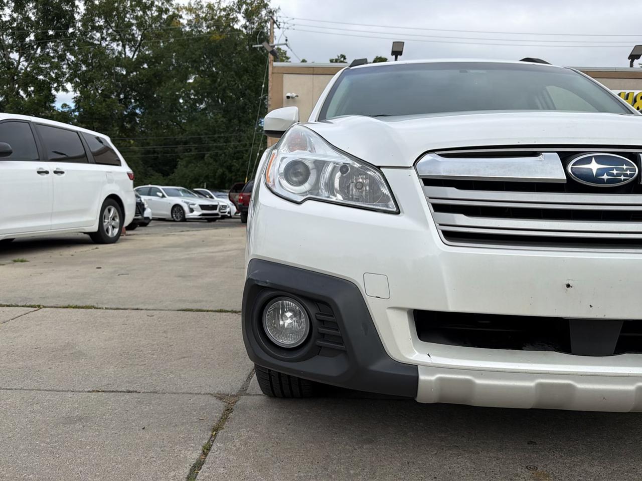 Subaru Outback 4dr Wgn H4 Auto 2.5i Limited 2014