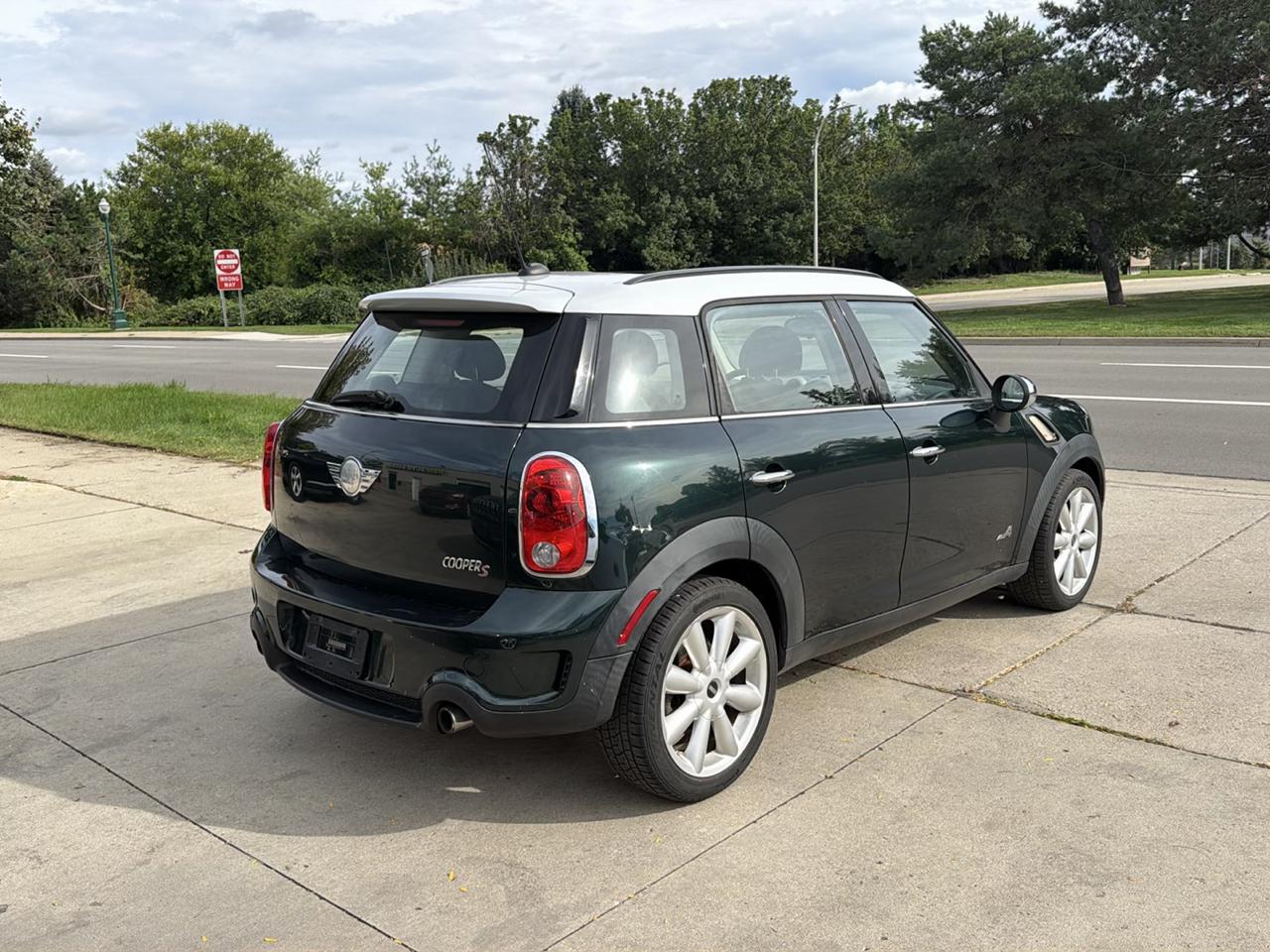 MINI Cooper Countryman AWD 4dr S ALL4 2011