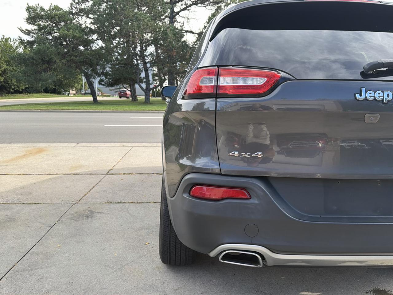 Jeep Cherokee 4WD 4dr Limited 2016