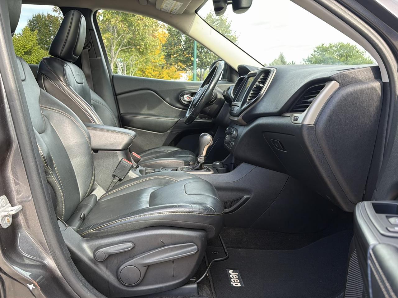 Jeep Cherokee 4WD 4dr Limited 2016