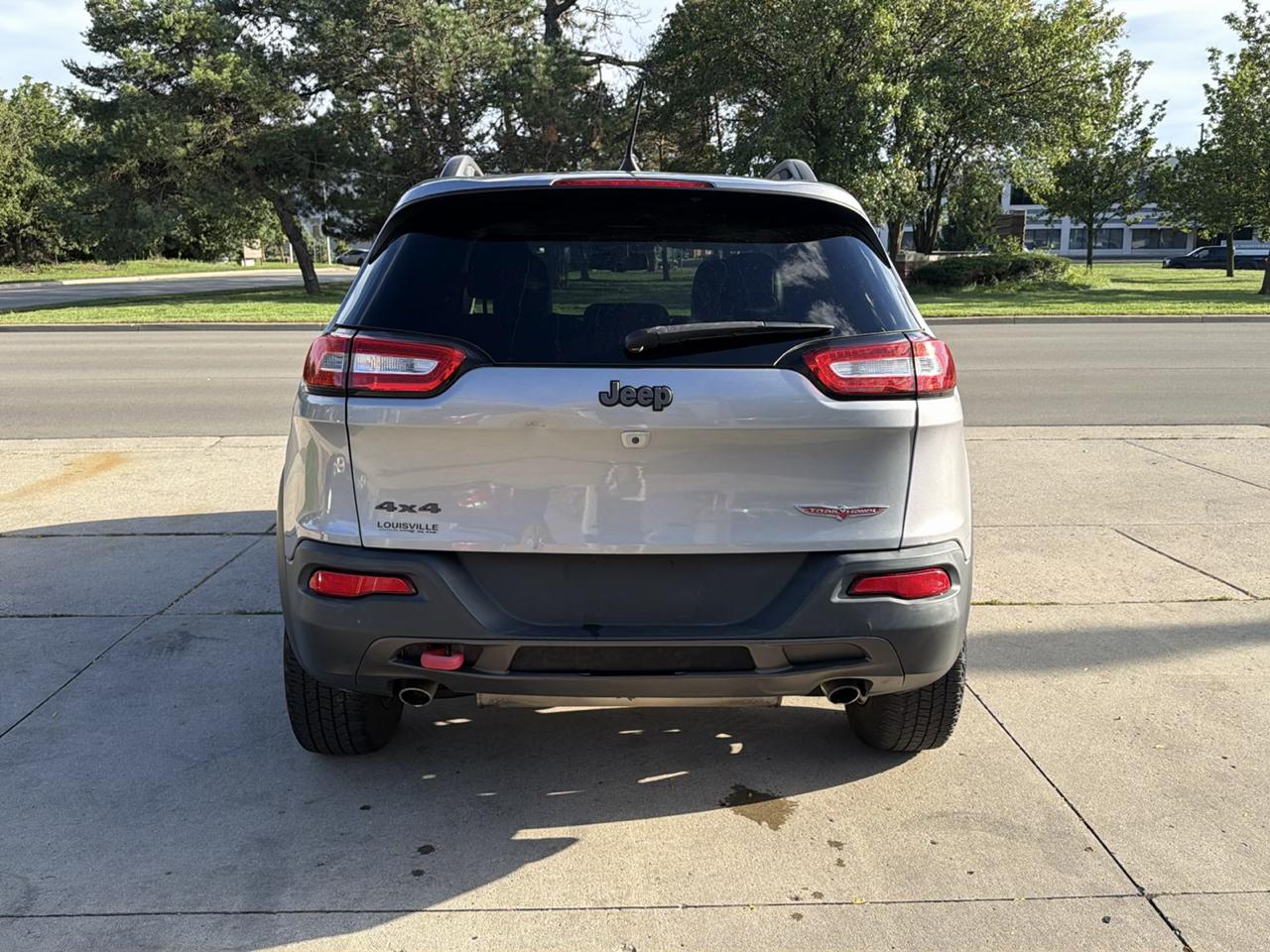 Jeep Cherokee 4WD 4dr Trailhawk 2016