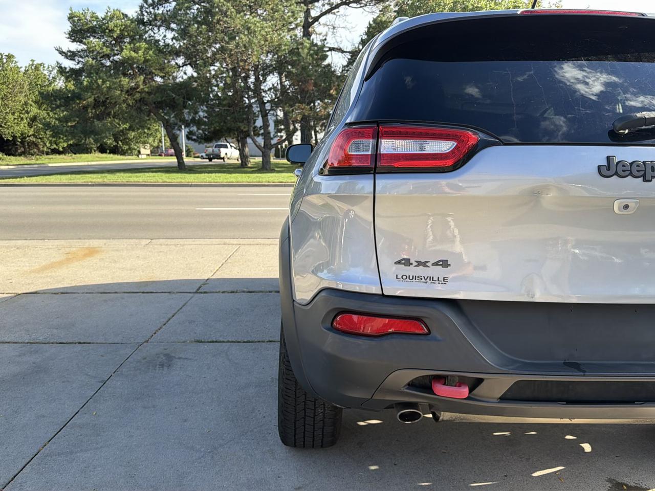 Jeep Cherokee 4WD 4dr Trailhawk 2016