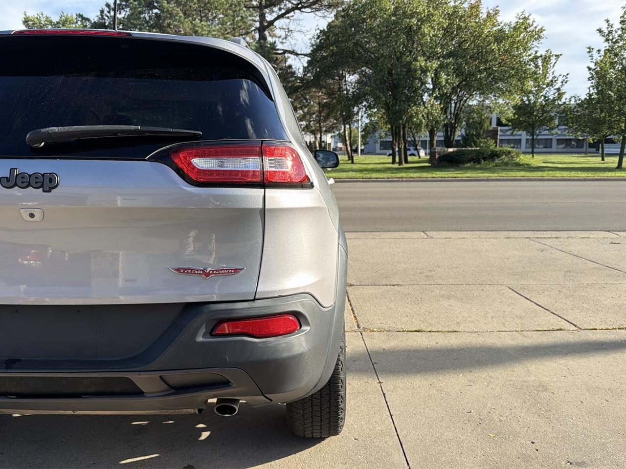 Jeep Cherokee 4WD 4dr Trailhawk 2016