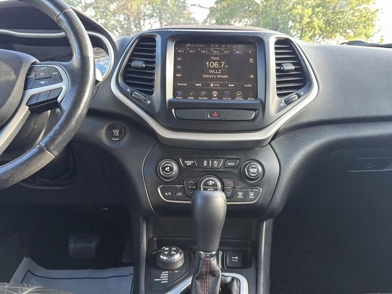 Jeep Cherokee 4WD 4dr Trailhawk 2016
