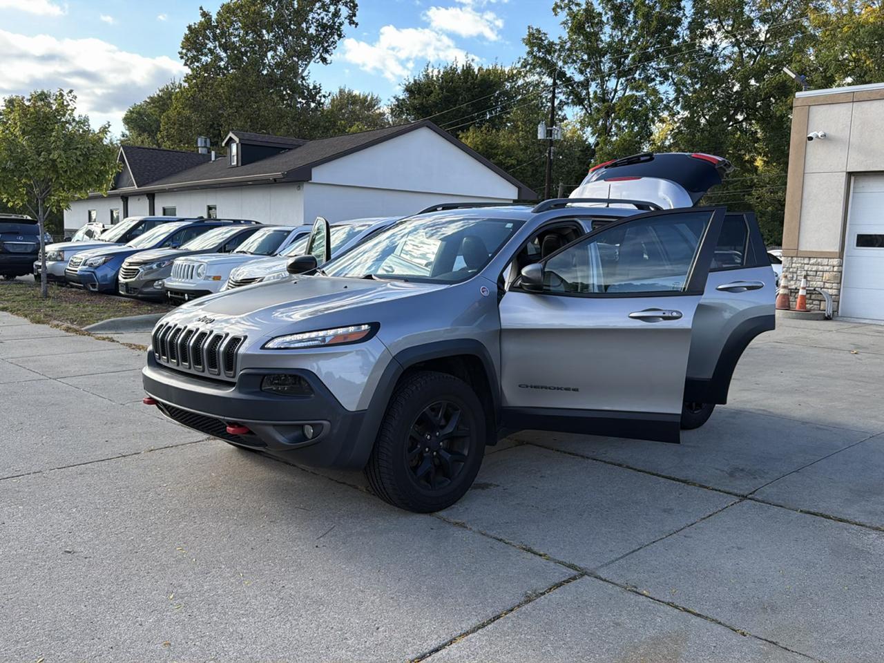 Jeep Cherokee 4WD 4dr Trailhawk 2016