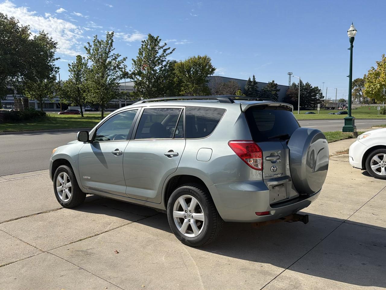 Toyota RAV4 4dr Limited 4-cyl 4WD (Natl) 2006