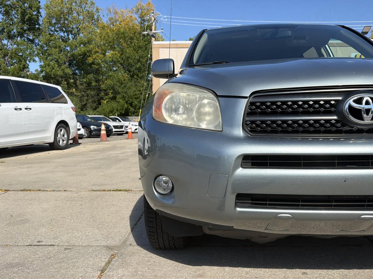 Toyota RAV4 4dr Limited 4-cyl 4WD (Natl) 2006