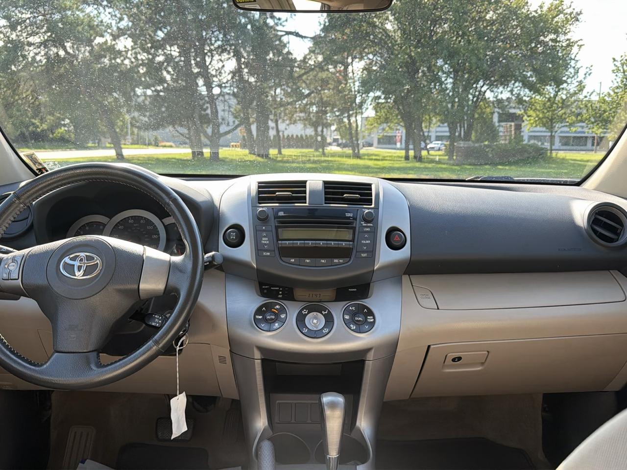 Toyota RAV4 4dr Limited 4-cyl 4WD (Natl) 2006