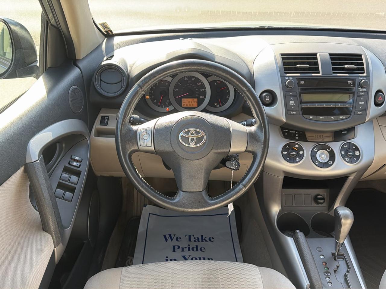 Toyota RAV4 4dr Limited 4-cyl 4WD (Natl) 2006