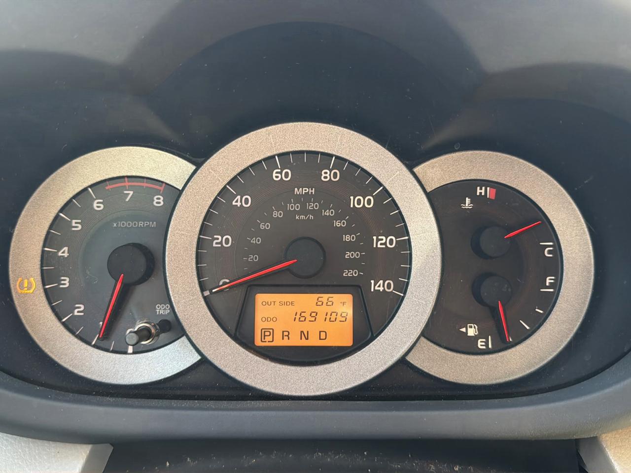 Toyota RAV4 4dr Limited 4-cyl 4WD (Natl) 2006