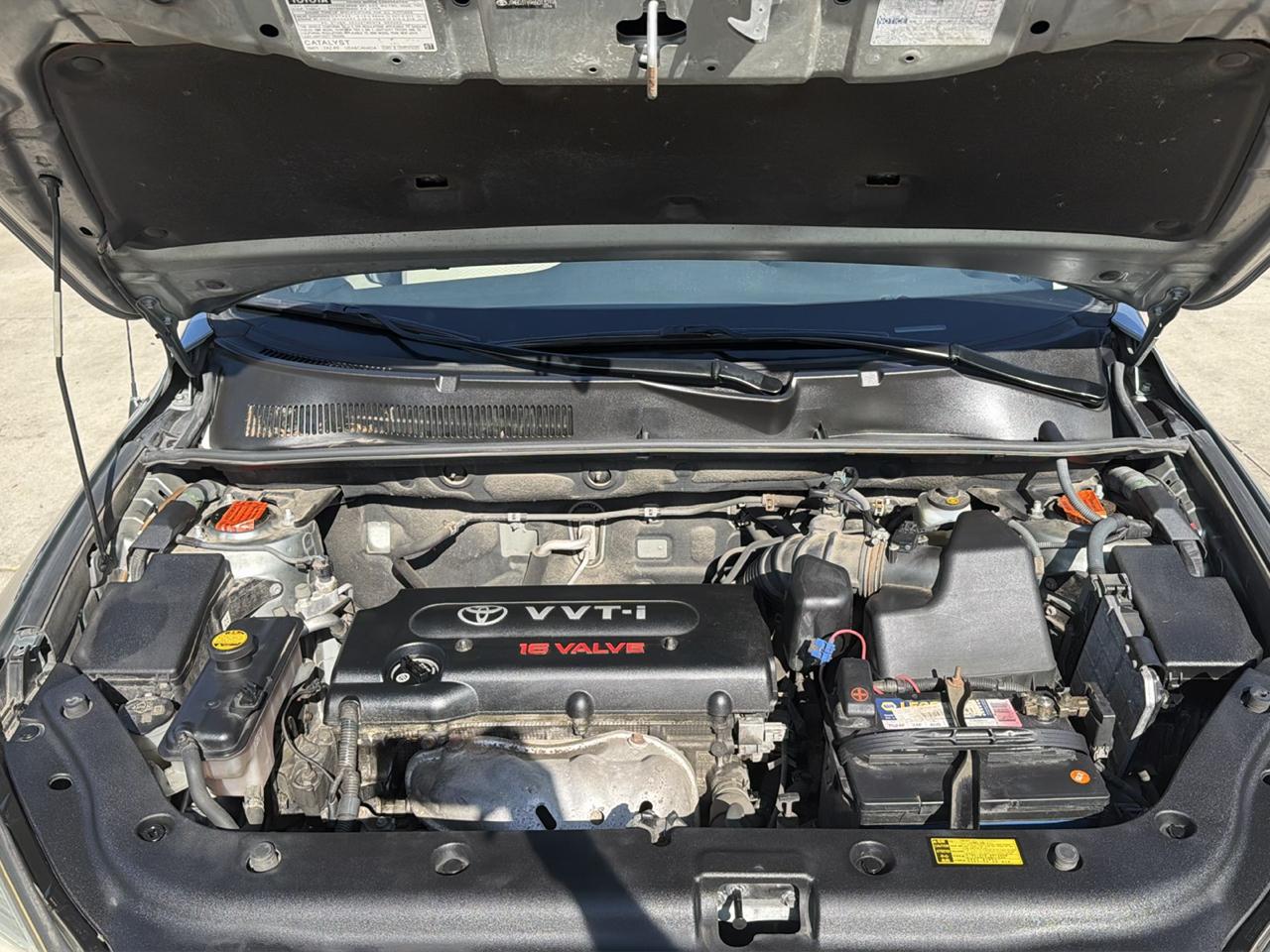 Toyota RAV4 4dr Limited 4-cyl 4WD (Natl) 2006