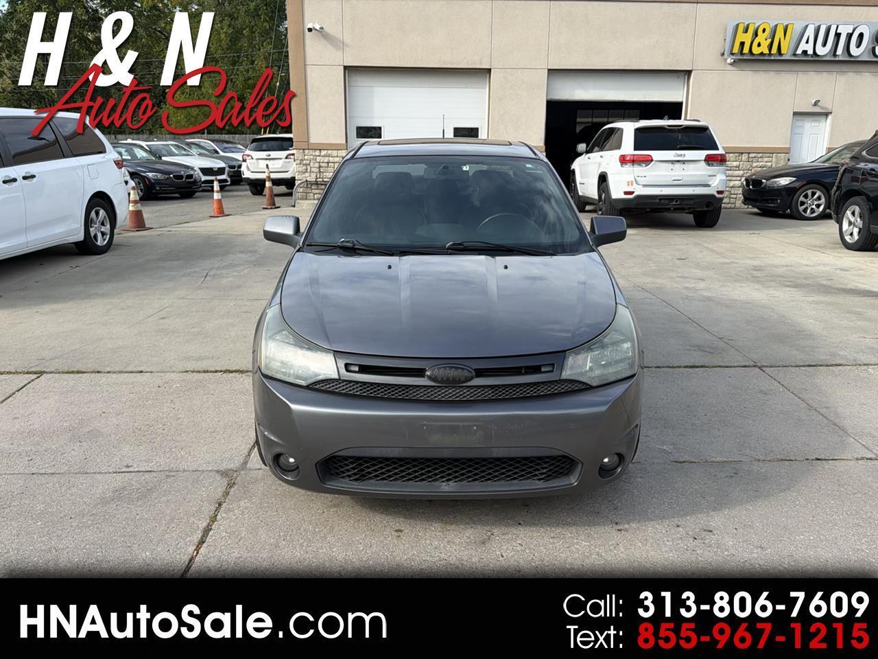 Ford Focus 4dr Sdn SES 2010